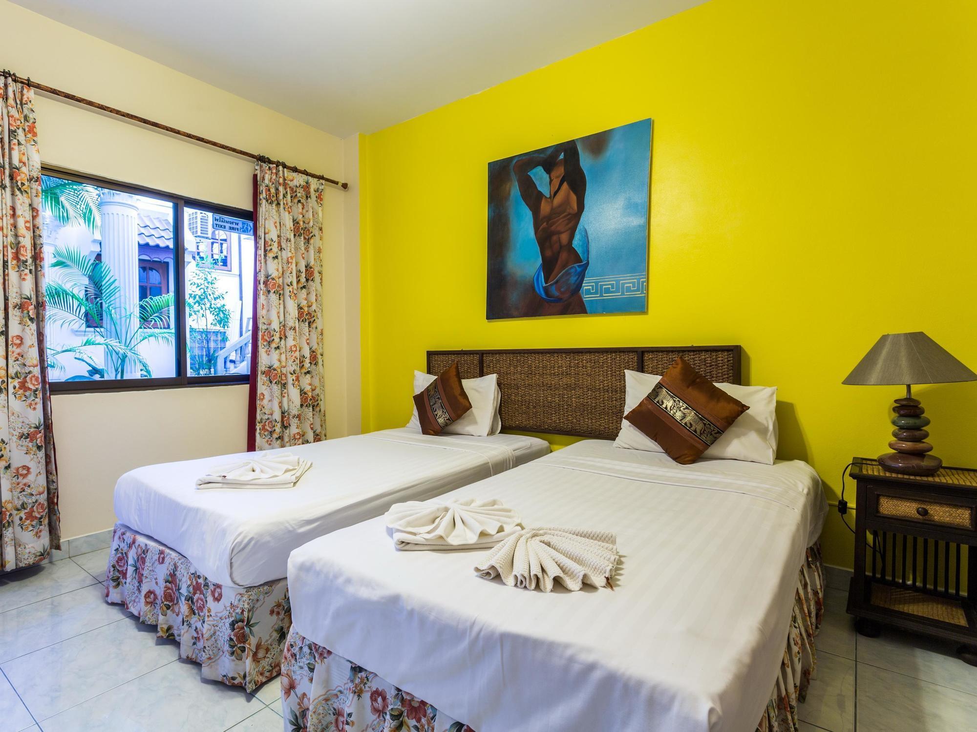 Eriksson Guesthouse Patong Екстериор снимка
