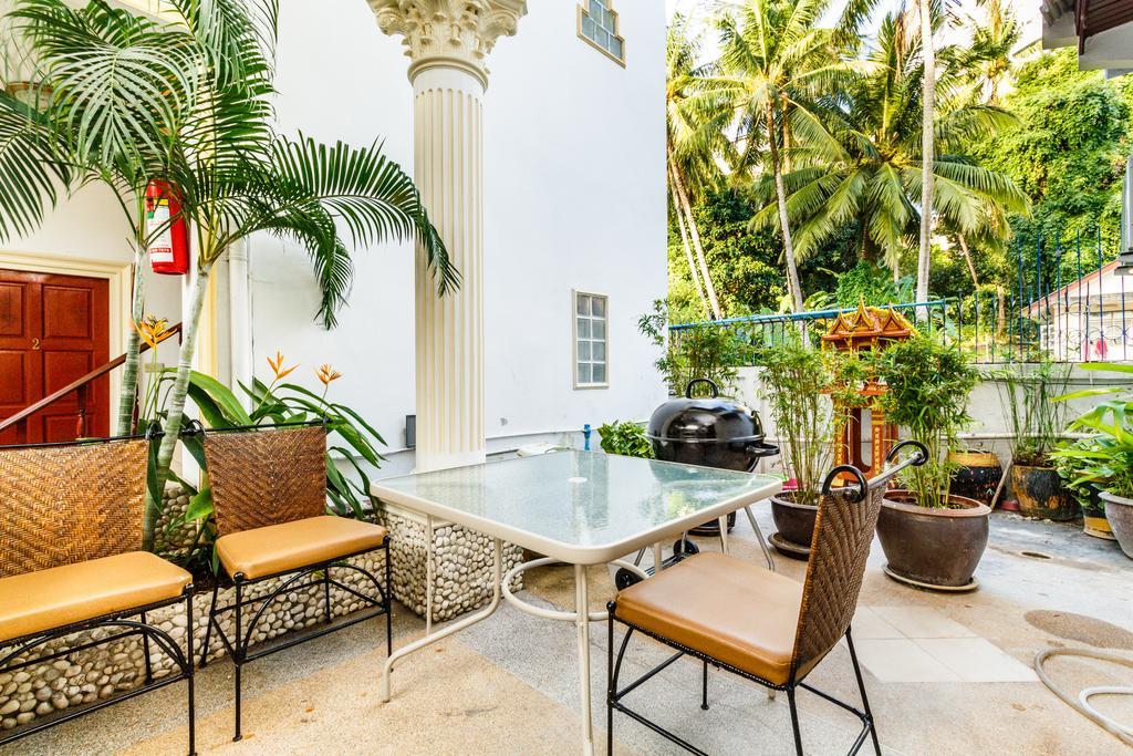 Eriksson Guesthouse Patong Екстериор снимка