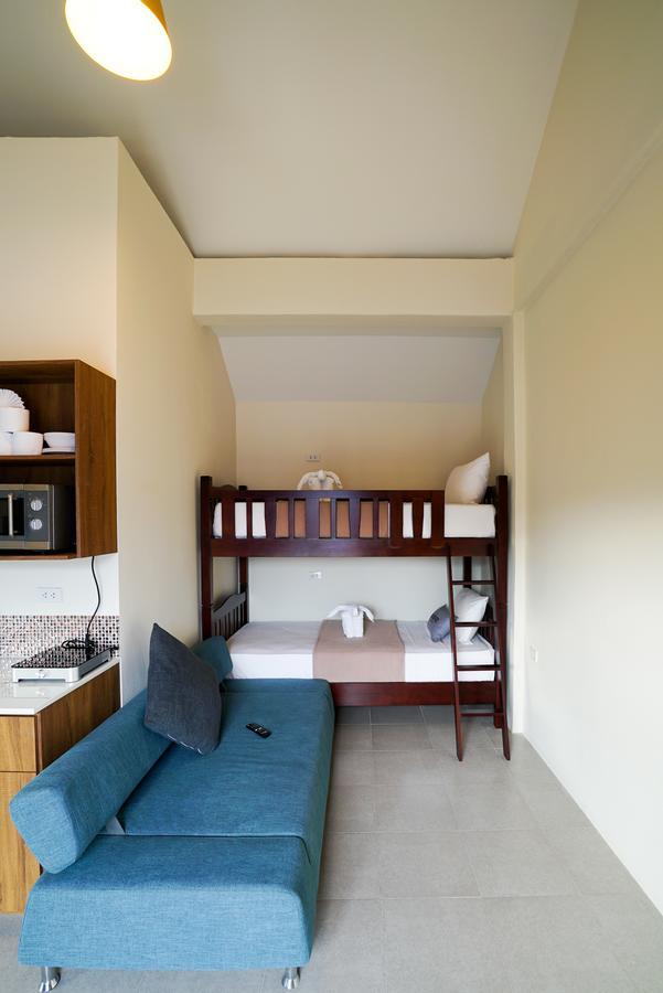 Eriksson Guesthouse Patong Стая снимка