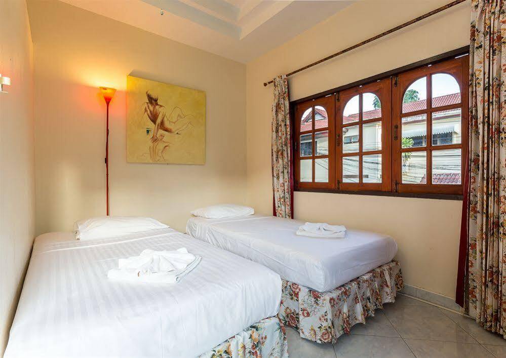 Eriksson Guesthouse Patong Екстериор снимка